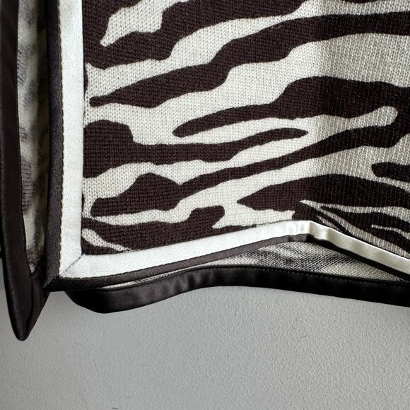 J. Crew Vintage 2000s Wool Zebra Print Clasp Front Cropped Cardigan M - Picture 6 of 10